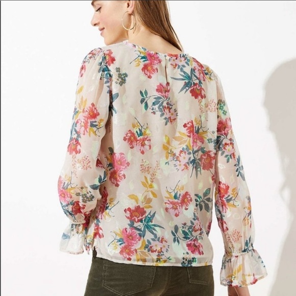 LOFT Floral Metallic Poet Ruffle Sleeve Blouse XSP - Picture 3 of 13